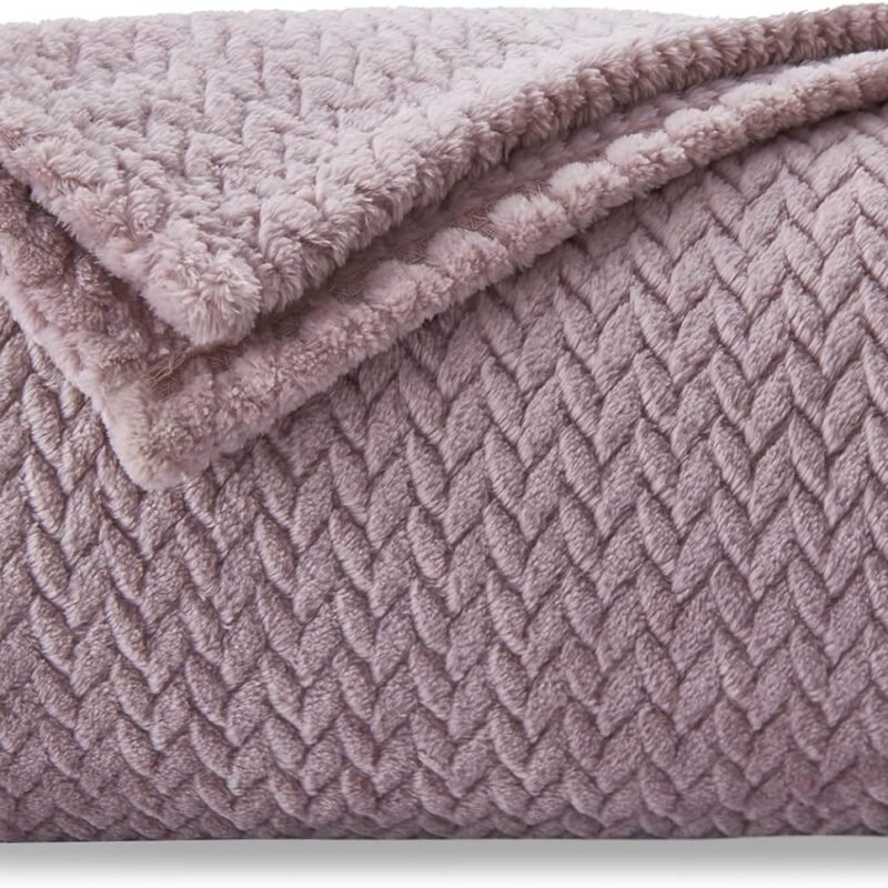 Super Soft Throw Blanket Light Purple Premium Silky Flannel Fleece Leaves Pattern Lightweight Bed Blanket All Season Use (Light Purple, Throw(50"x60"))