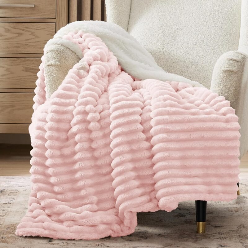 Throw Blanket for Couch - Super Soft Cozy Fleece Thick Warm Blanket for Winter, Plush Pink Throw Gift for Women, 50x60 Inches